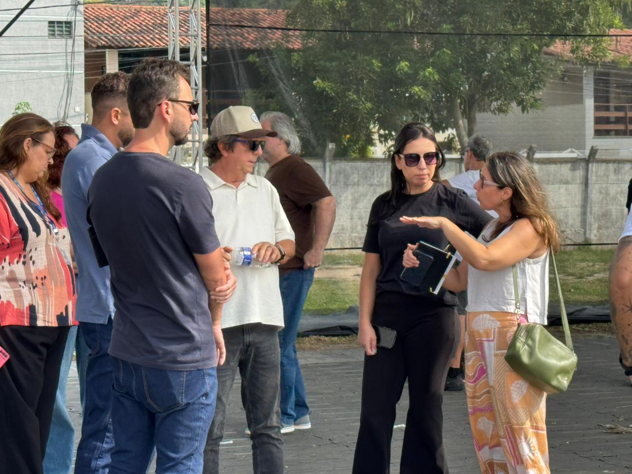 Montagem do Rio das Ostras Jazz&amp;Blues Festival  recebe equipe da Petrobras