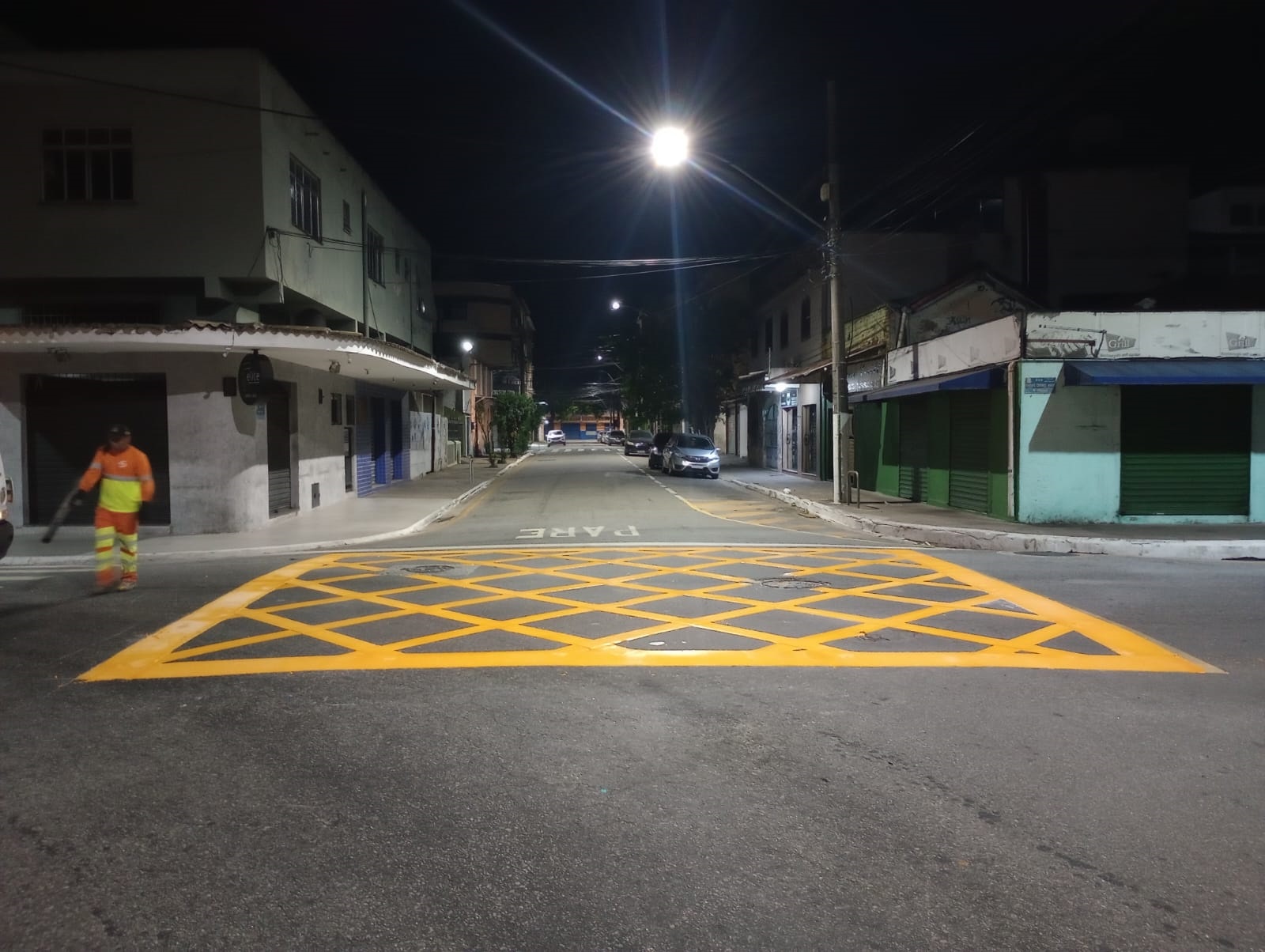 Mobilidade Urbana reforça sinalização viária em diferentes regiões de Macaé para ampliar a segurança no trânsito
