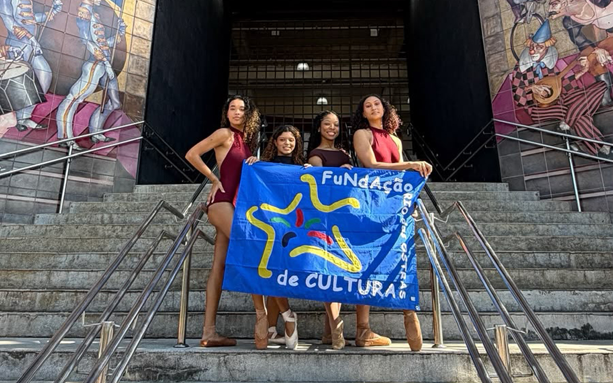 Alunas do Centro de Formação Artística participam do 43º Festival de Dança de Joinville