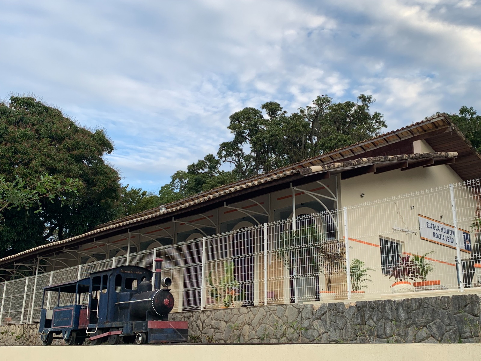 Escola Municipal Rocha Leão ganha novo prédio nesta quinta, dia 20