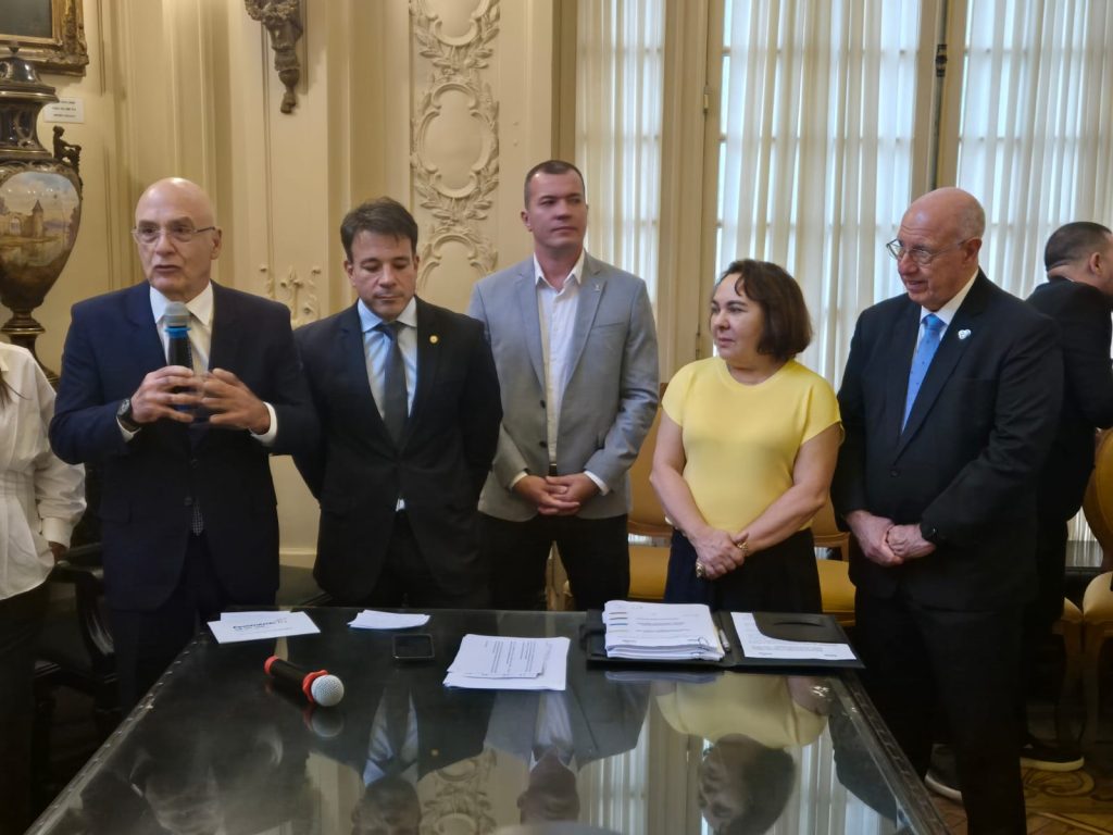 Acordo com a Câmara do Rio implantará bistrô no alto do histórico Edifício Serrador