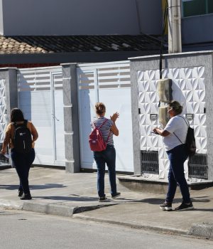 ACE-ACS-em-atendimento-na-rua-endemia-agente-de-saude-foto-eduardo-yoshi (12)